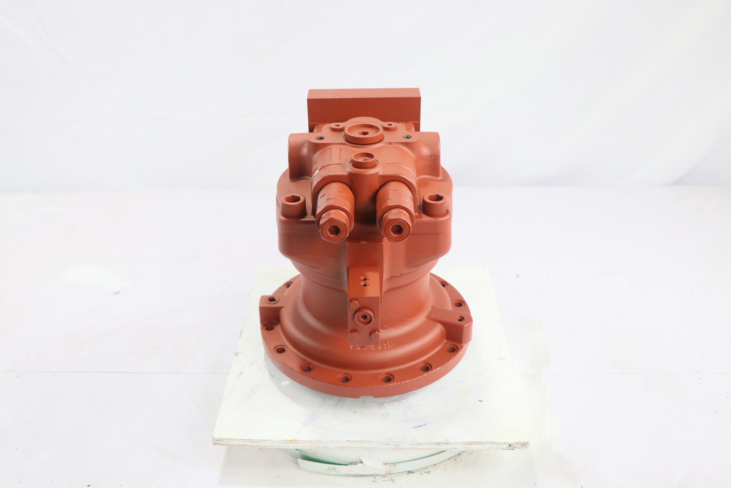 Dh225 Excavator Swing Motor M2X150-16t With 16 Holes Hydraulic Parts