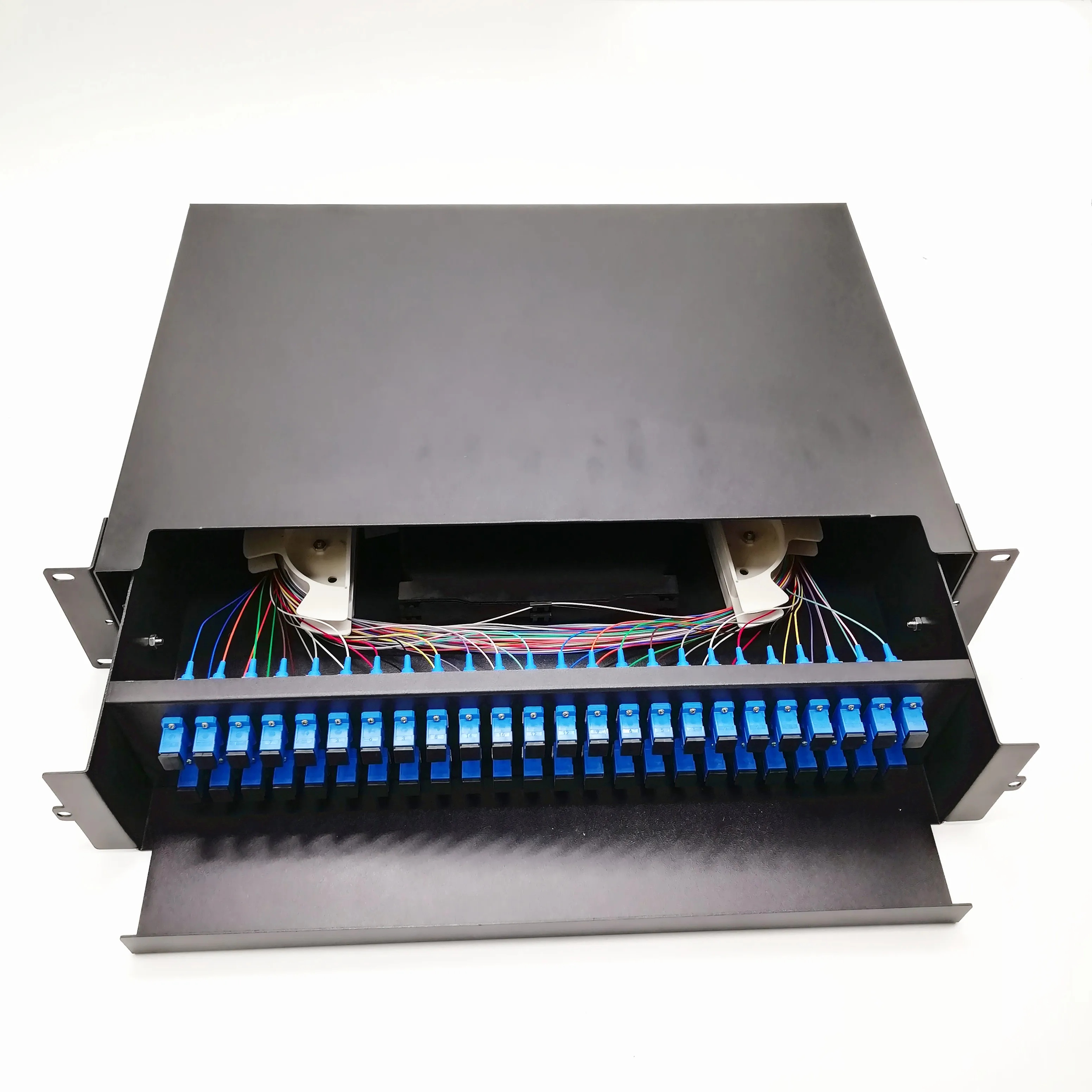 FTTH 12-24 Core Scrack Mount Splicing Fiber Optic ODF Durable and Long-lasting Design
