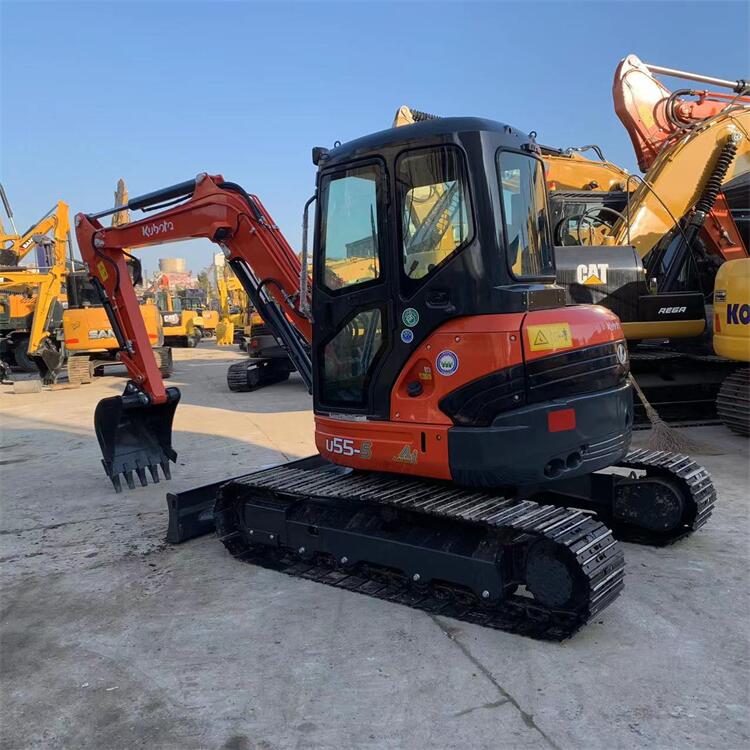 Kubota U55-4 Mini Excavator 5 Ton Used Digger Machine With 1400 Working Hours In Japan