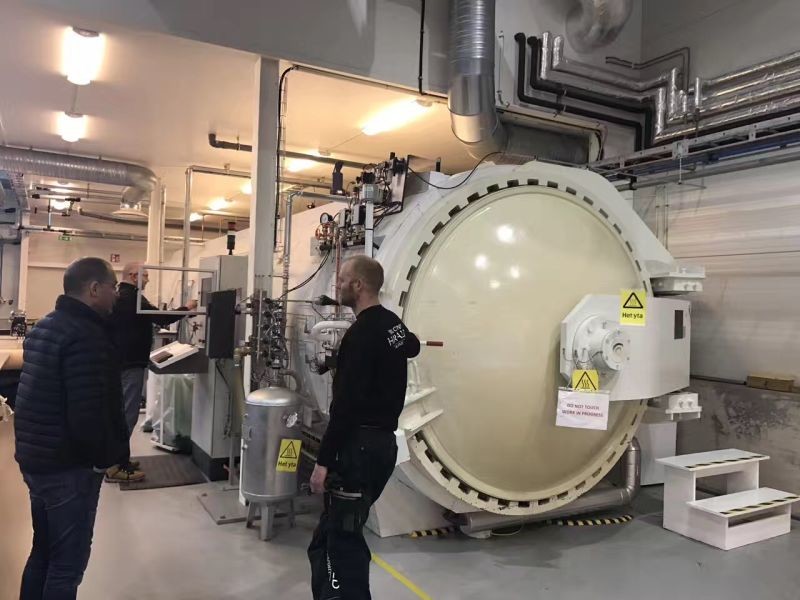 Civil fully automatic composite autoclave