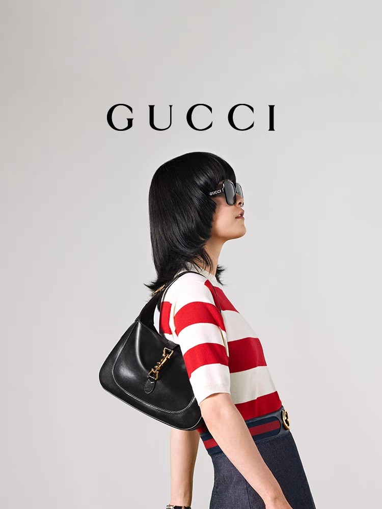 Black Leather 1961 Jackie Bag By Gucci Time Honored Classic Golden Accessories