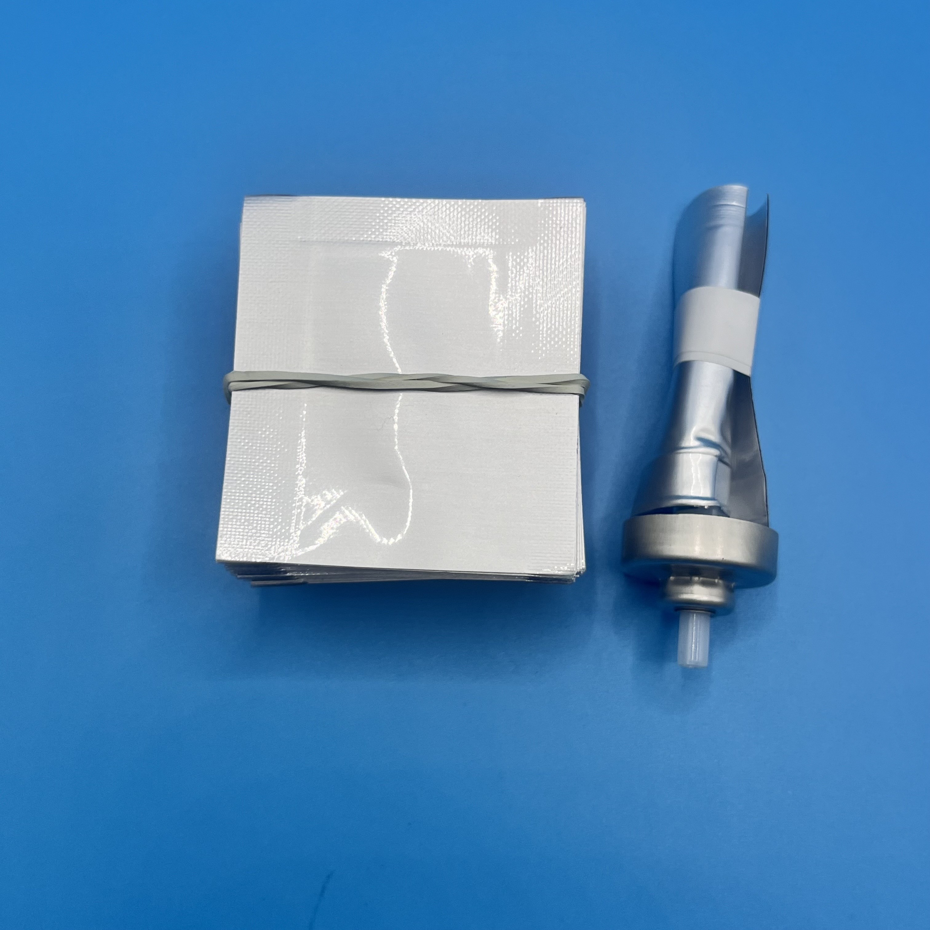 Customized Bag On Valve Aerosol Packaging Eco Friendly Pressure Controlled Cylinder Design