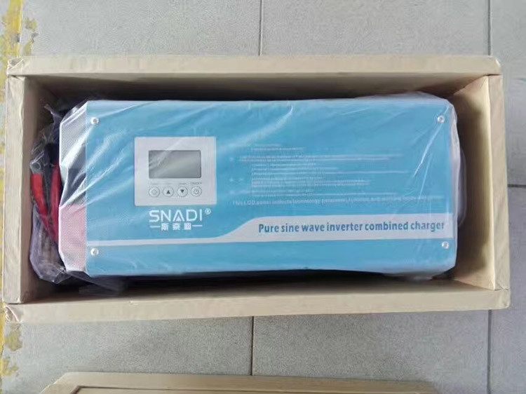 1000W ~ 3000W Pure Sine Wave Power Inverter Residential Solar Inverter