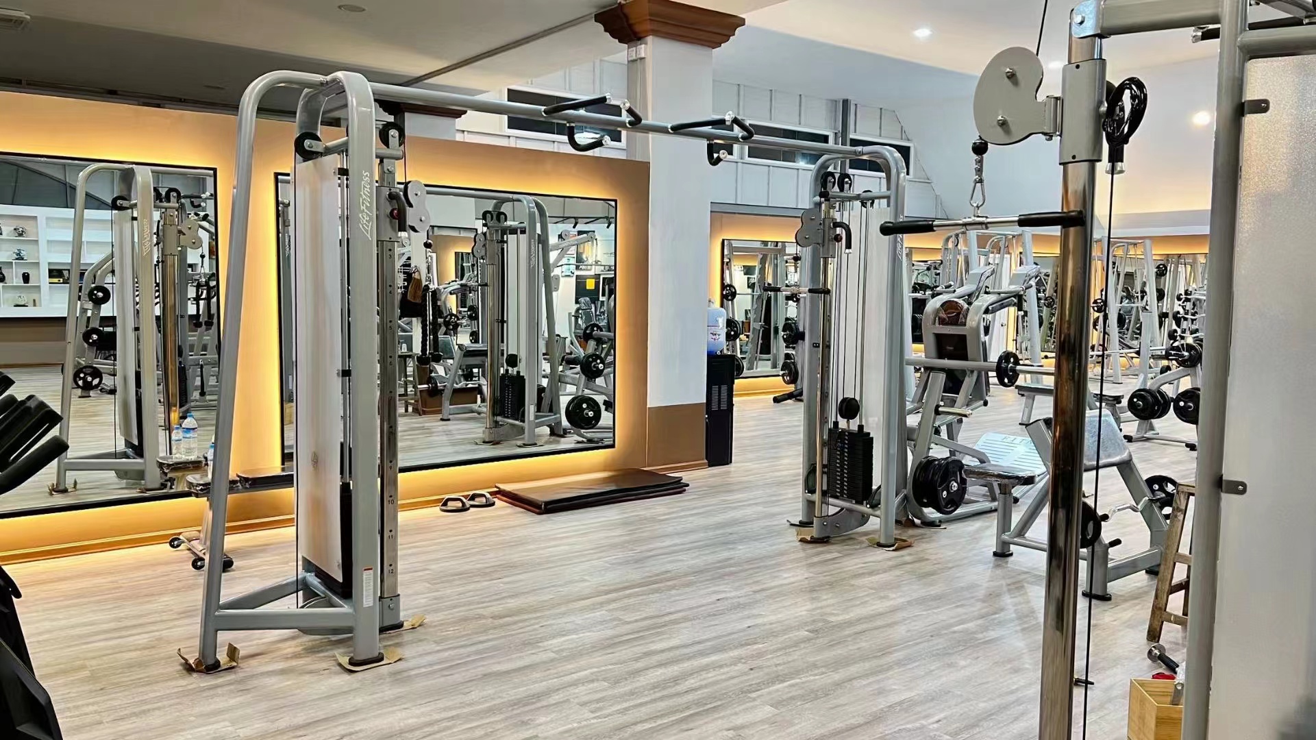 Factory Direct Supply Cheap Price Exercise Mechanical Electric Treadmill Commercial Home Treadmill Running Machi