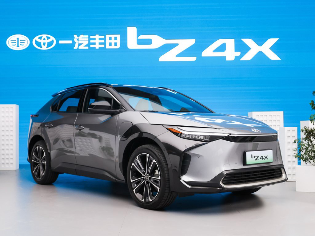 2024 To-yota Bz4X X-Mode Ultra 500km Ev Electric Energy Vehicles for Gac To-yota Electric Car and Fast Charging 0.8h