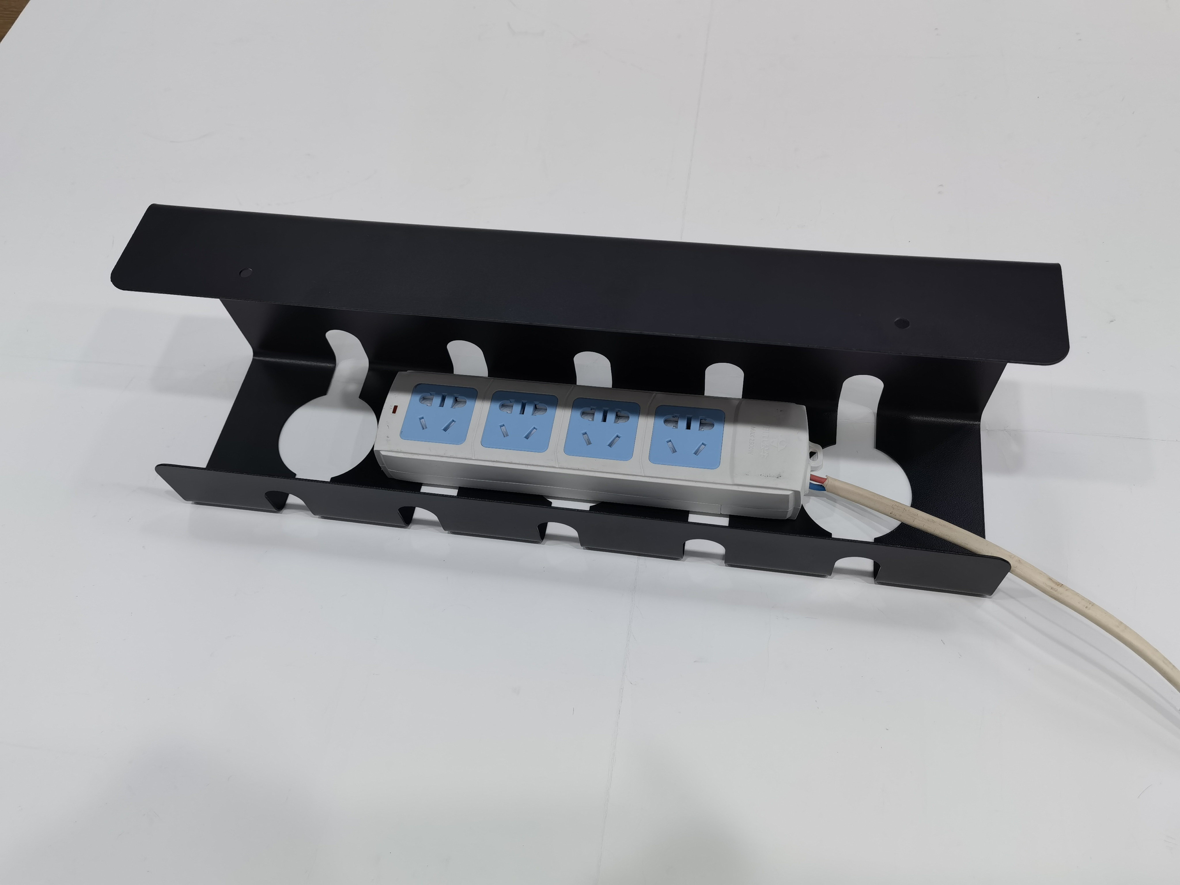 Single Tier Black Oval 3-Hole Adjustable Wire Storage Rack for Under Table Efficiency