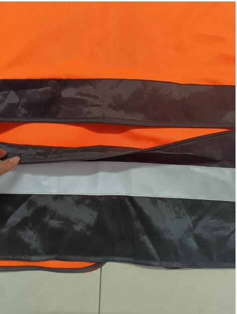 Hi Vis Vest With Pockets Polyester Safety Vest For Highway Airport Traffic