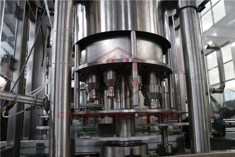 Automatic Filling Capping And Labeling Machine Plastic Bottle Label Applicator