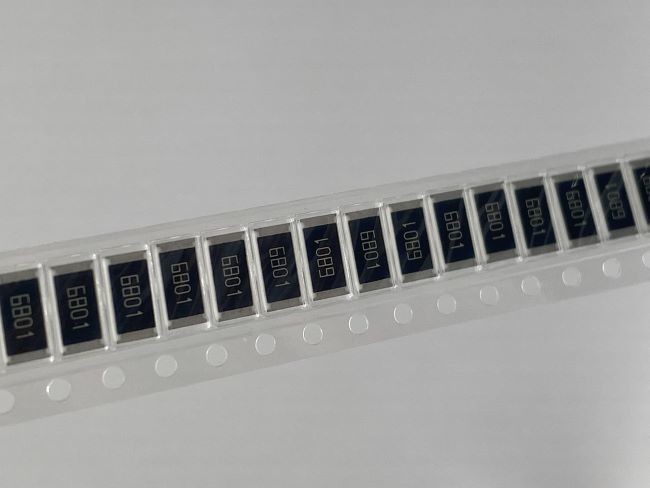 1% 1W 6k8 Ohm Resistor SMD 2512 Electronic Resistor RC2512FK-7W6K8L