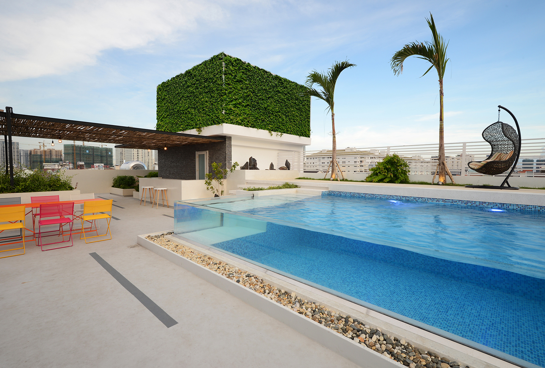 Lucite 30mm 950mm Thickness Clear Cast Acrylic Glass Roof Window Panels for Villa Pool