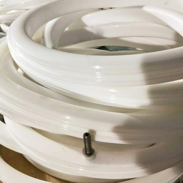 Extrusion Welding Process Inflatable Sealing Gasket with 60±5A Hardness