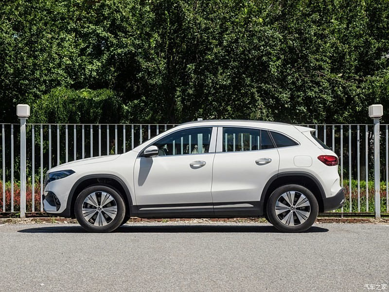 Luxury Mercedes Benz Electric Sedan EQA 260 Full Electric SUV EV Cars