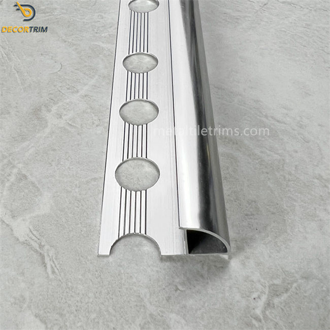 Round Edge Closed 2.6m Metal Tile Trim Aluminum Tile Edging Strip