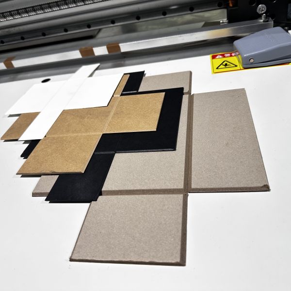 Automatic Die Cutting V Grooving Machine For Grayboard Sample Box Prototype