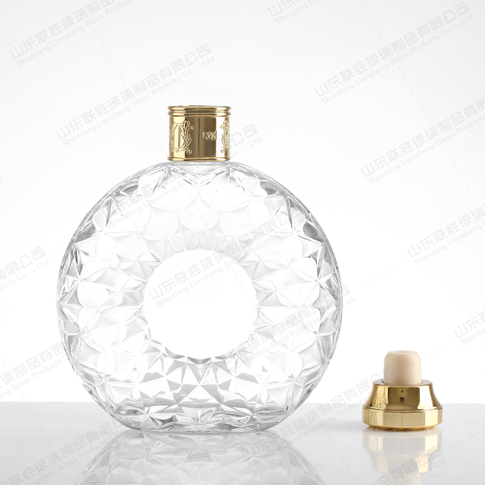 Clear Glass Wine Bottle With Metal Cap 750ml XO Empty Glass Liquor Whiskey Bottle