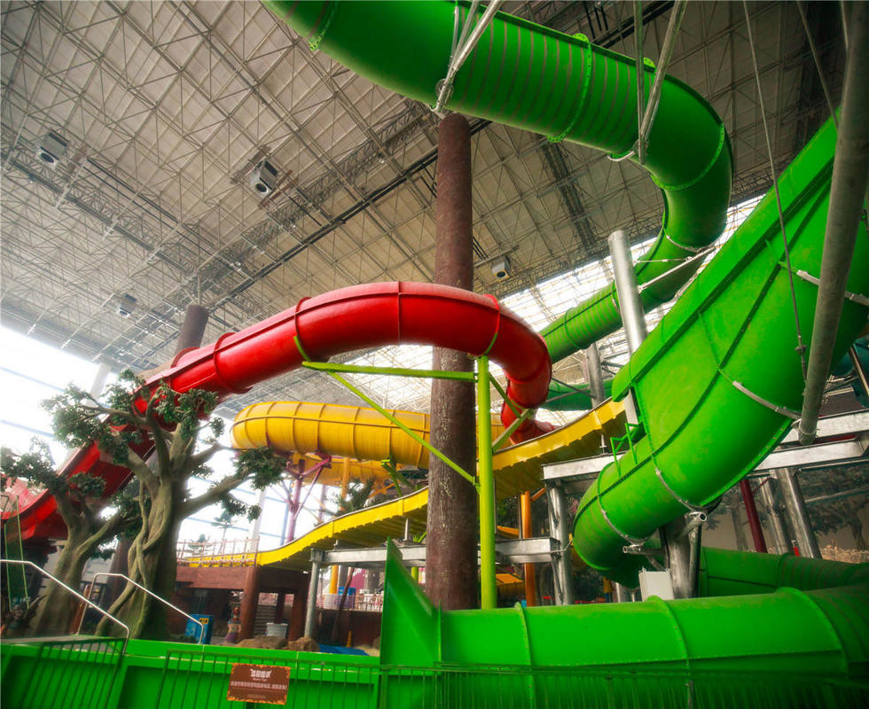 Family Indoor Stimulating Boomerang Water Slide