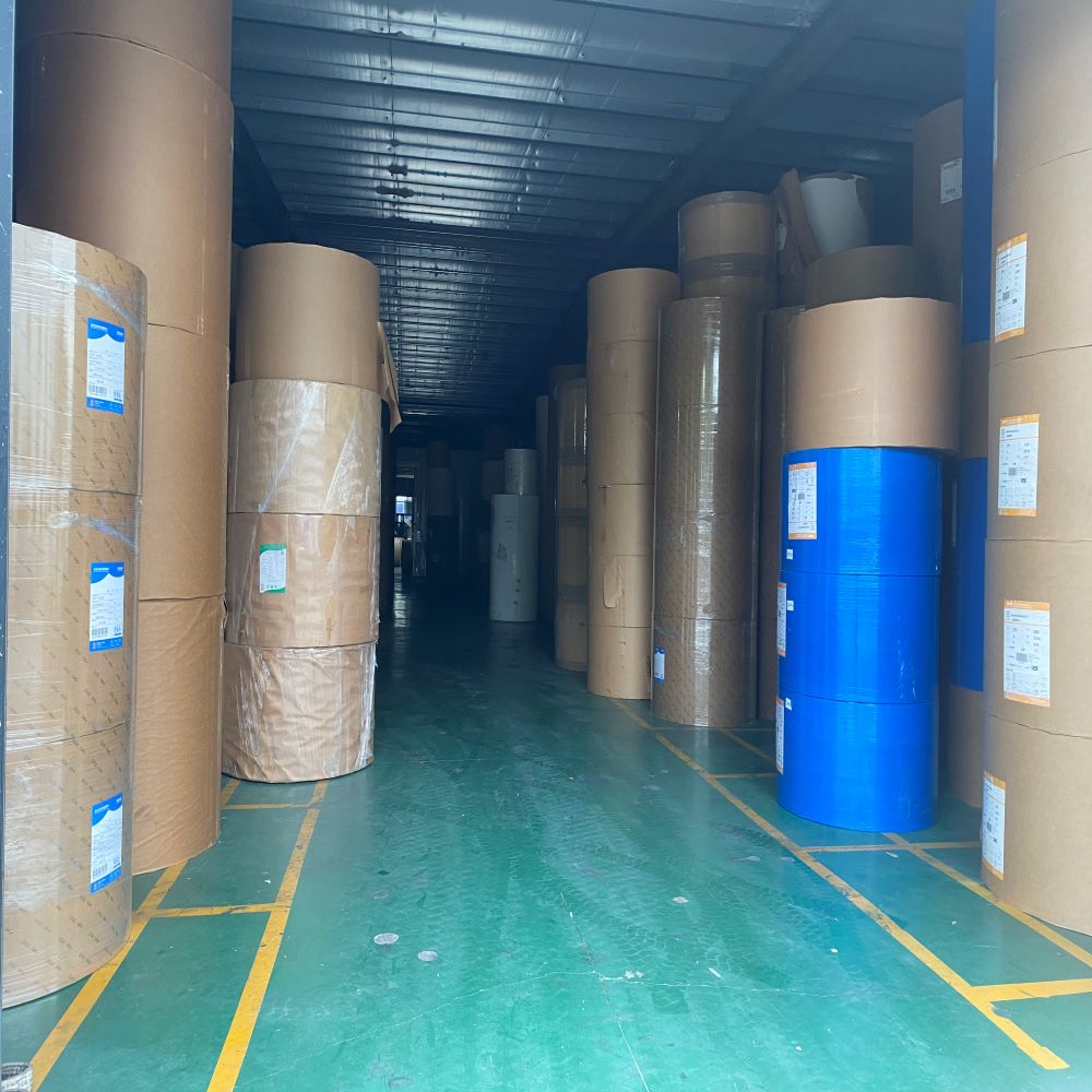 Factory Greaseproof Waterproof Single Double Wall PE Coated Kraft Paper Roll Food Grade Raw Material For Paper Cup