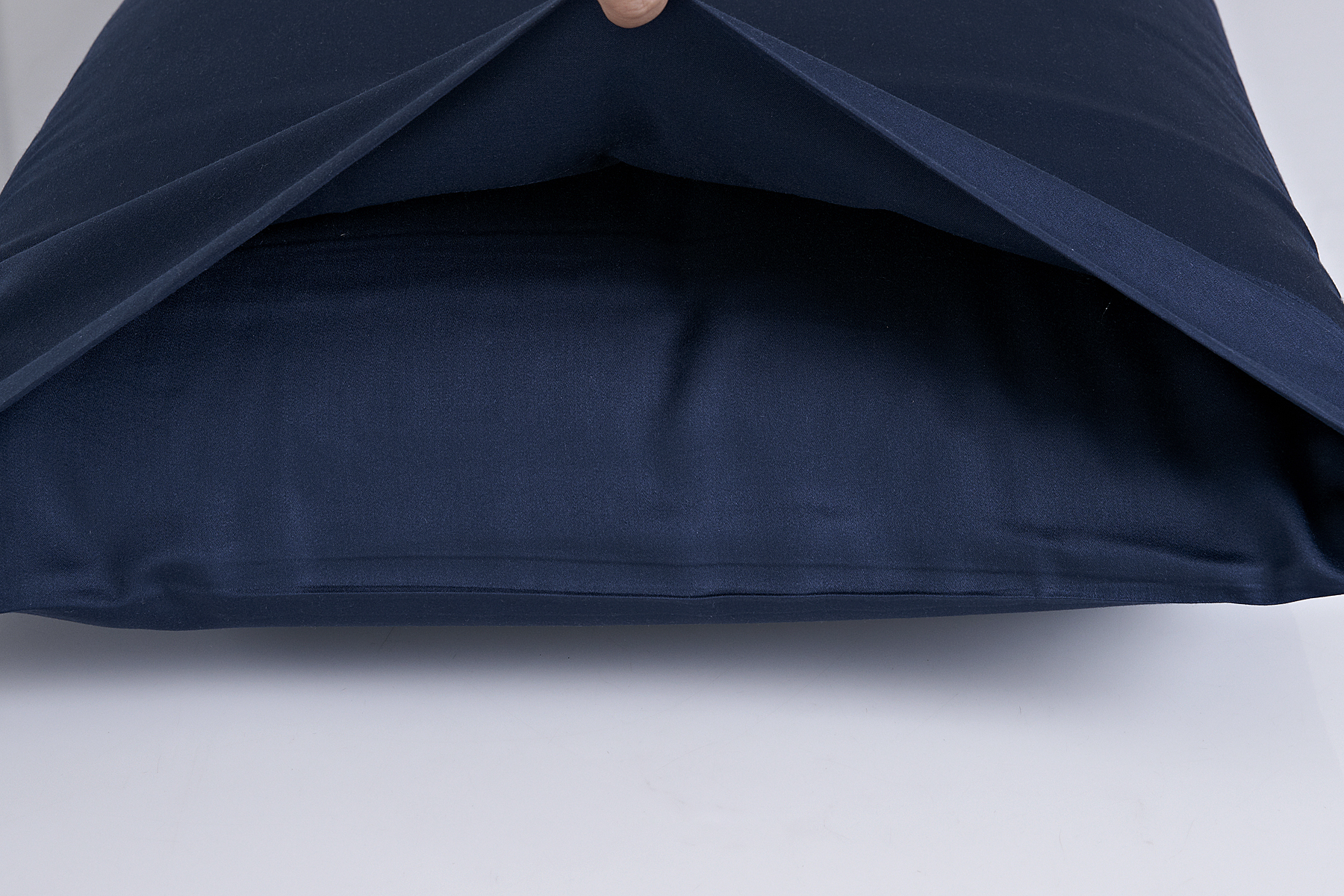 Experience the Benefits of Sustainable Vegan Silk with Traditional Korean Bedding Set
