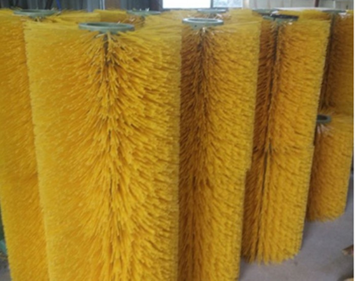 Farm Cattle Scratching Brush , Nylon Cow Cleaning Brush Customized Size