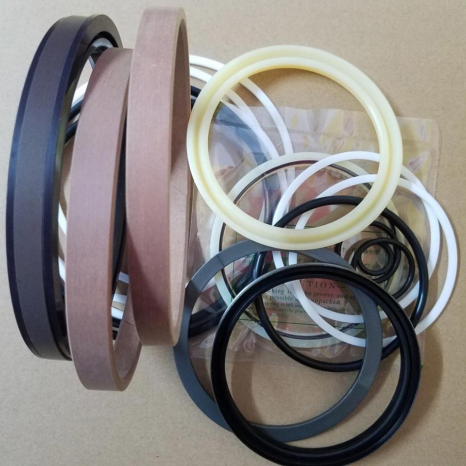 EC210B Excavator Hydraulic Boom Cylinder Seal Kit 14589129 14515051