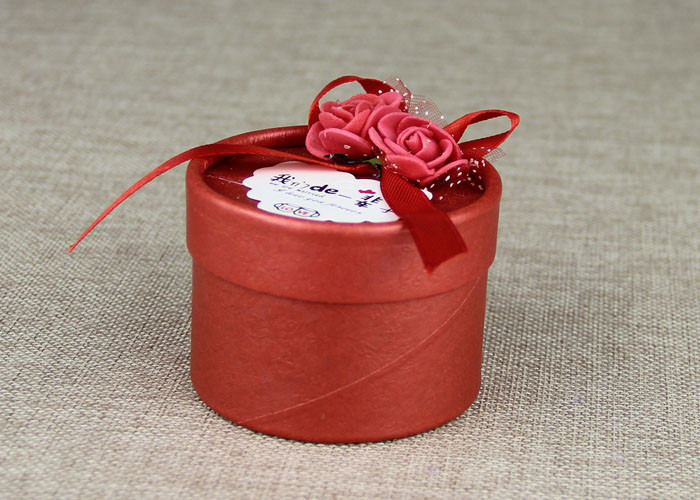 Round Red Ribbon Cardboard Box Packaging Cans Packaging For Wedding Candy Packaging