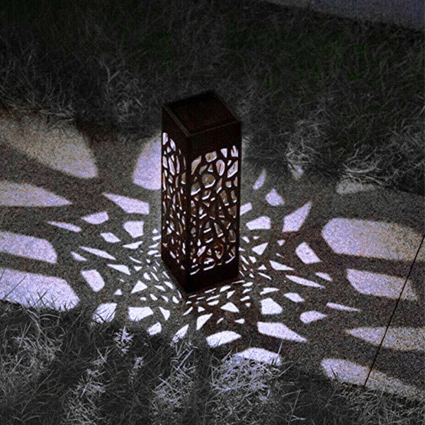 Solar Hollow Lawn Light