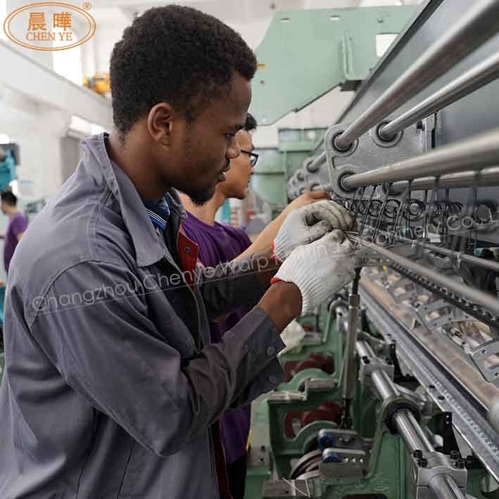 Compound Needle Net Knitting Machine With Speed 500-600rpm