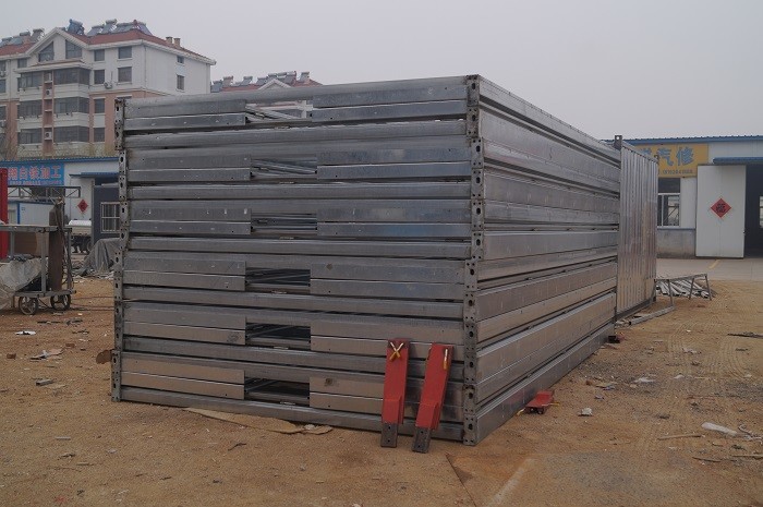 Corrugated Roof Folding Container Homes , Leak Proof Expandable Container House With Windows