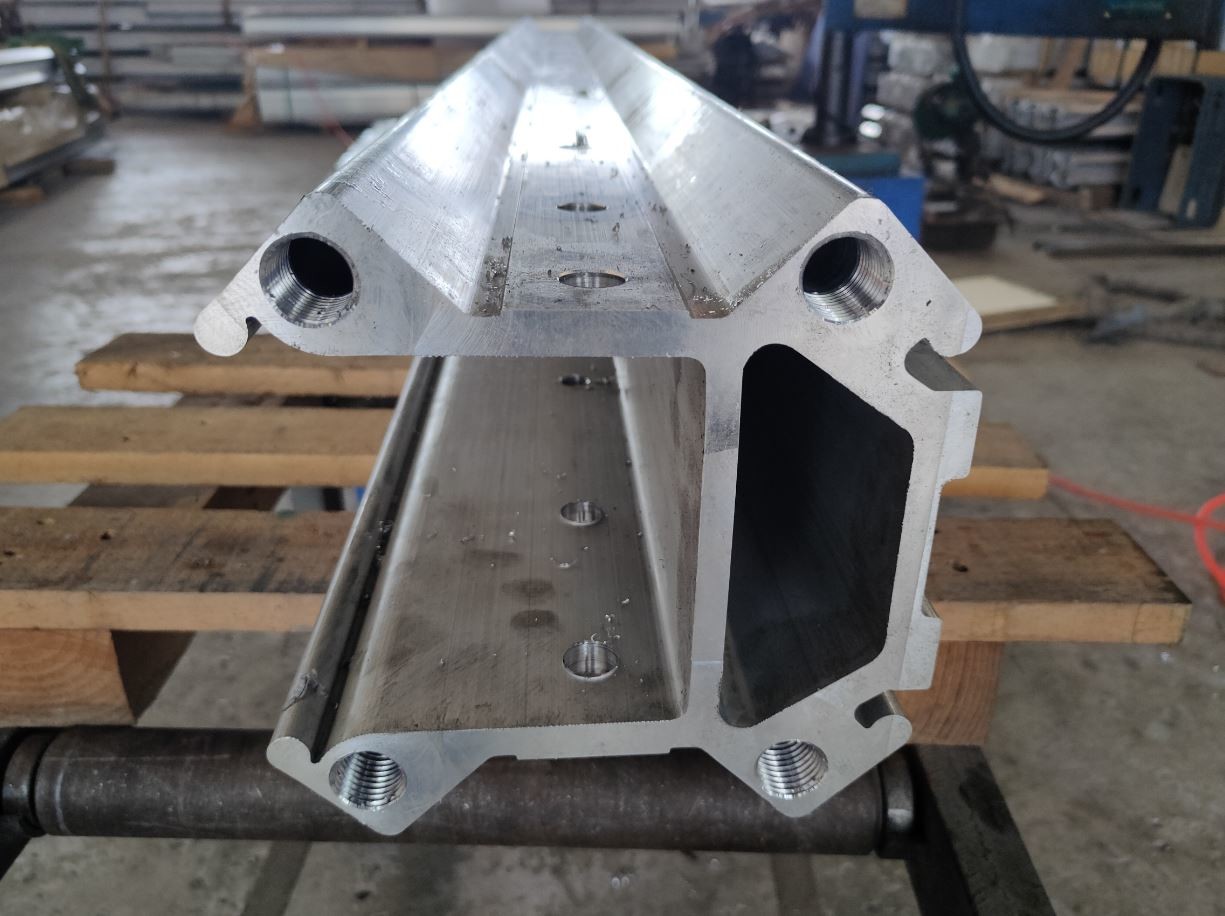 TF500-16' TF500-14' TF500-12' TF500-10' Feed Beam TF500-8' Aluminium Extruded Profiles