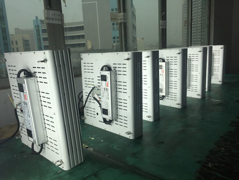 2018 Design LED Low Bay Light 150w Lumileds Chips Meanwell Driver Inside 5 Years Warranty