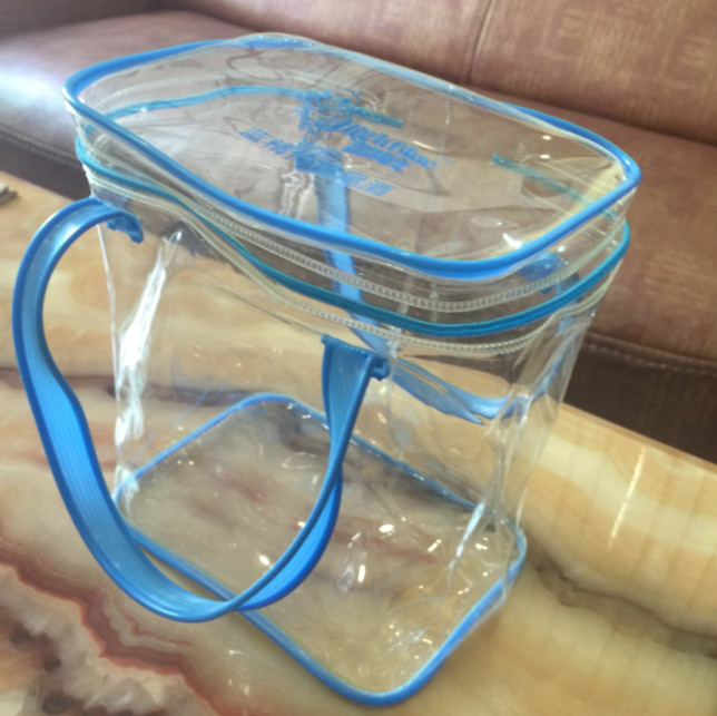 Heat Seal Zipper Blue PVC Wine Bag , Plastic Ice Wine Bags With Handle