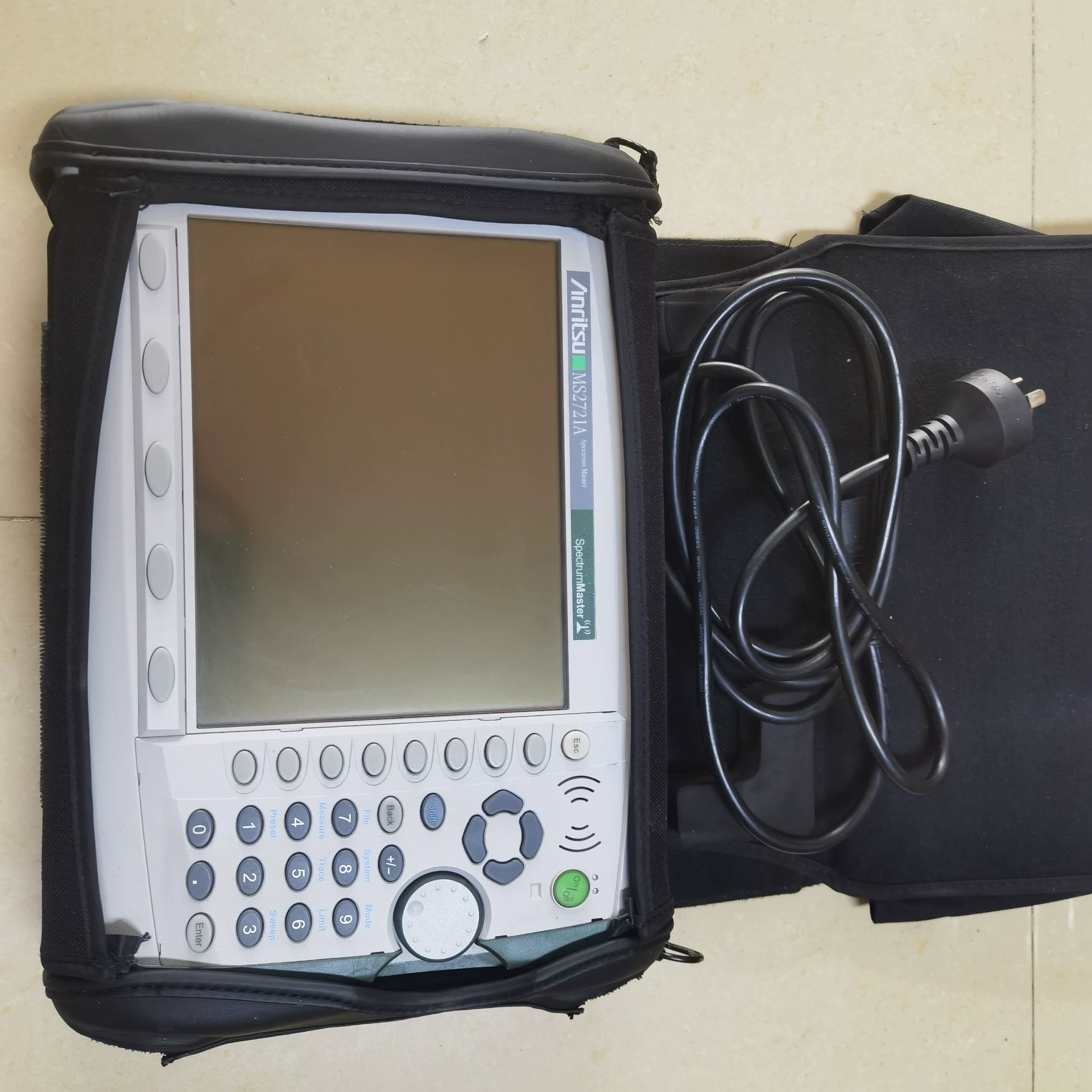 7.1 GHz Handheld RF Spectrum Analyzer Anritsu MS2721A