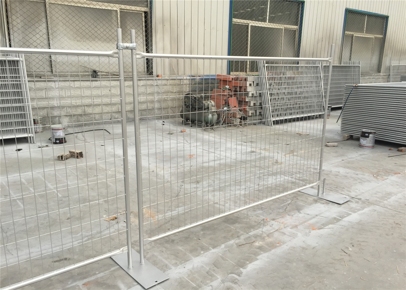 BEAGLE BAY temporary fencing panels 2100mm x 2400mm site fencing for sale AS4687-2007 standard