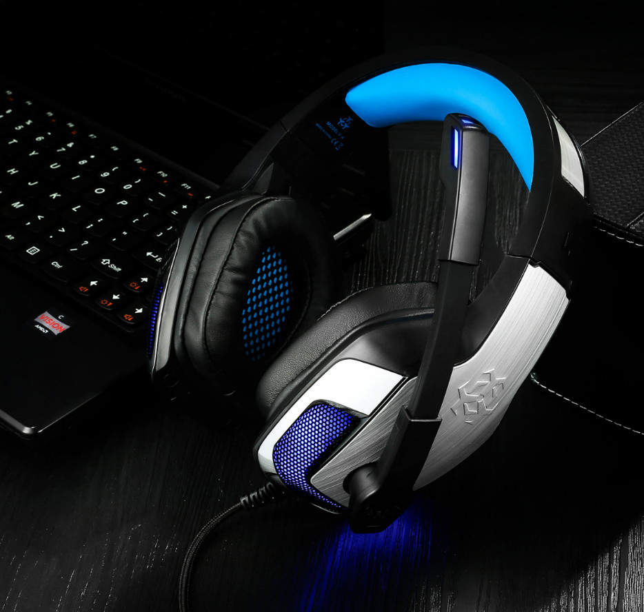 hunterspider v4 2.2kohm Bass Gaming Headset With LED Light