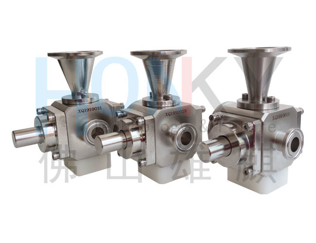 Full Electric 1800 BPH Piston Liquid Filling Machine Desktop Design
