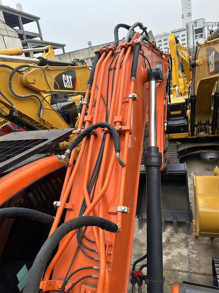 Original Doosan Engine DX220 DX225 Hydraulic Crawler Excavator for Your Construction Needs