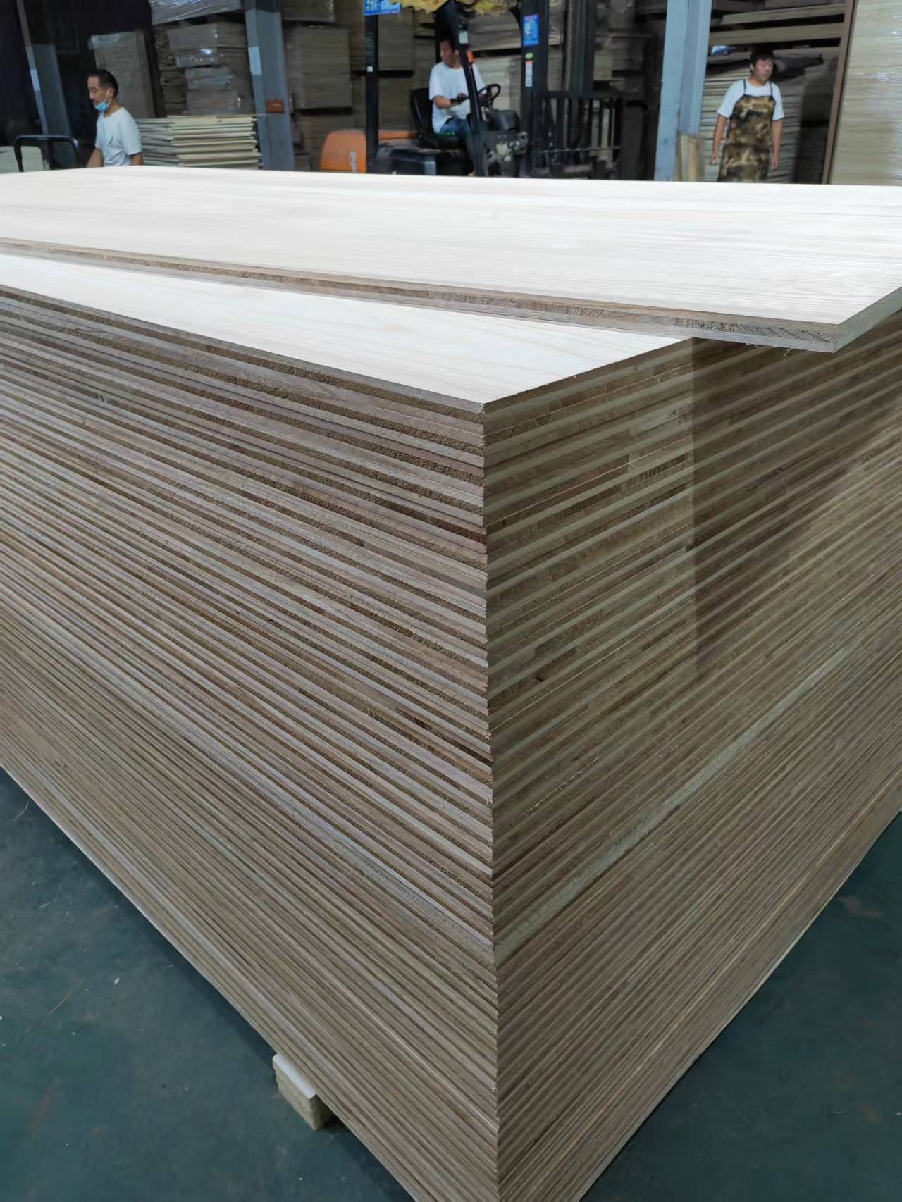 Solid Wood Furniture Panel for Home Density 280-300kgs/cbm and Customerized Size