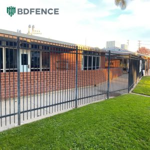 China Anti-Corrosion Tubular Steel Fence Saltwater Resistant on sale