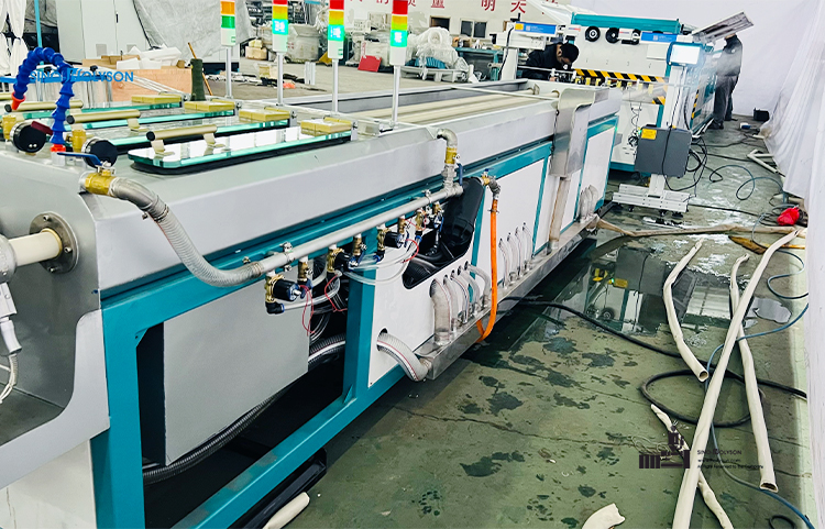 22kw PVC Conduit Pipe Making Machine Electric Four Cavity