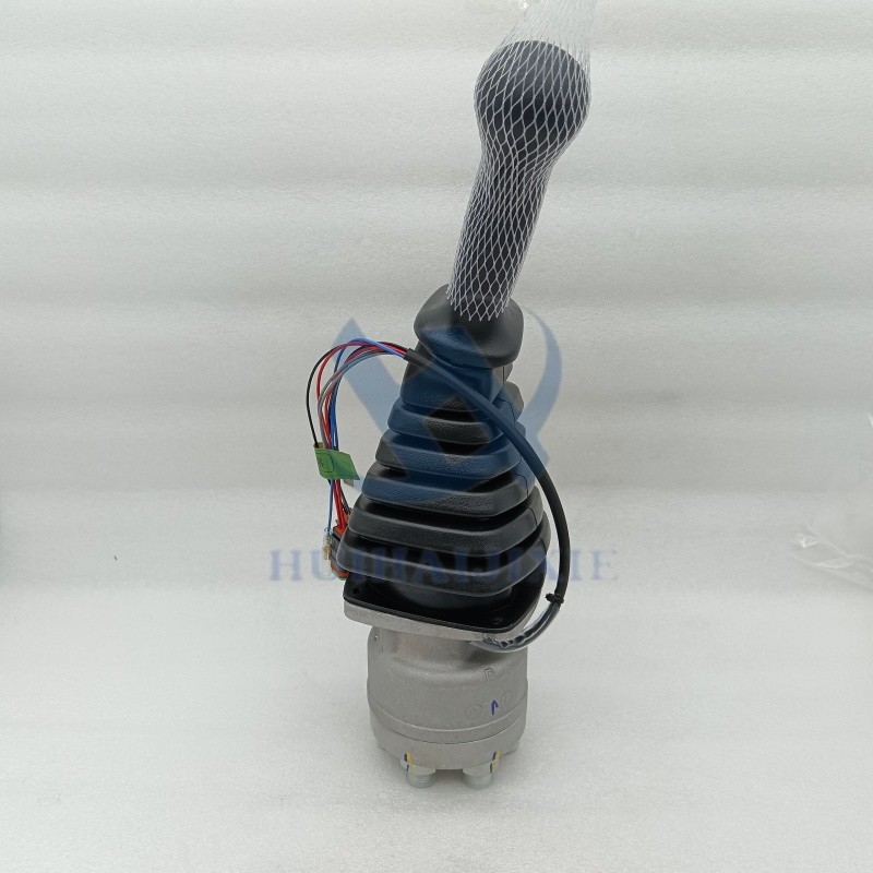 Machinery parts Joystick Assembly for Hyundai 520 LC -95 left handle 31Q6-20055 Right 31Q6-20065