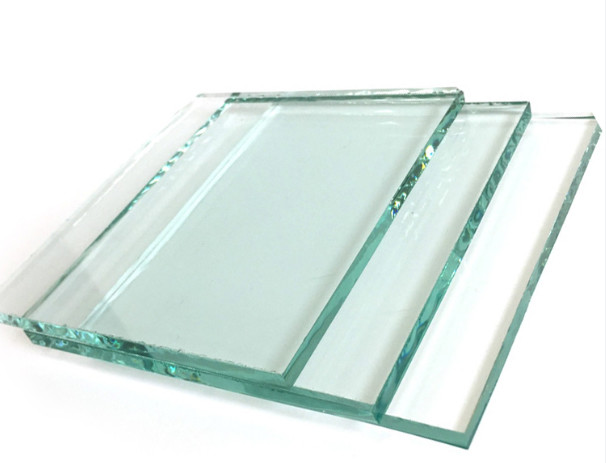 Qualified/High Transparency Clear Glass with Application to Building/Furniture/Automobile