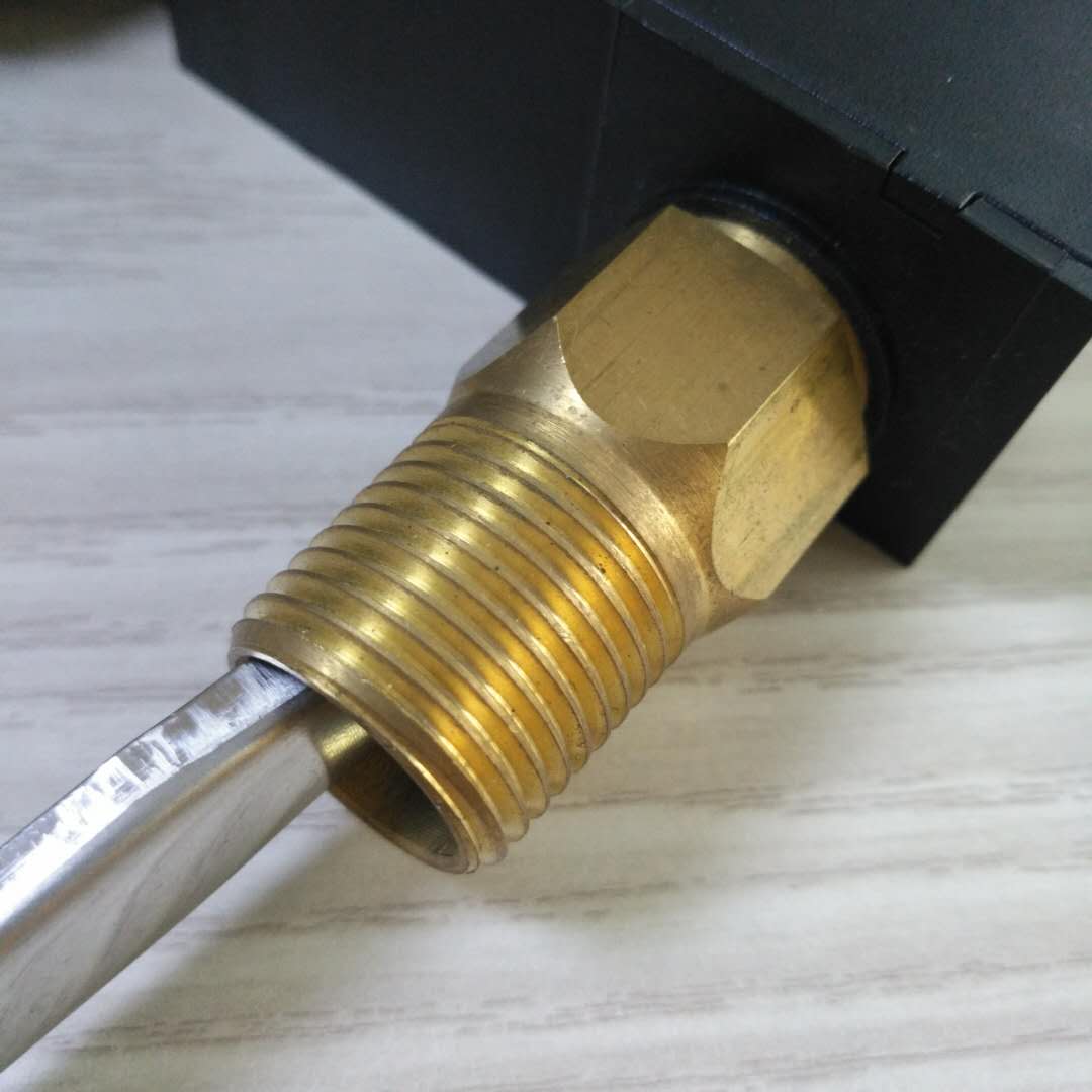 Water Flow Switch for Air Condition -40C-90C Temperature Range Stainless Steel Material