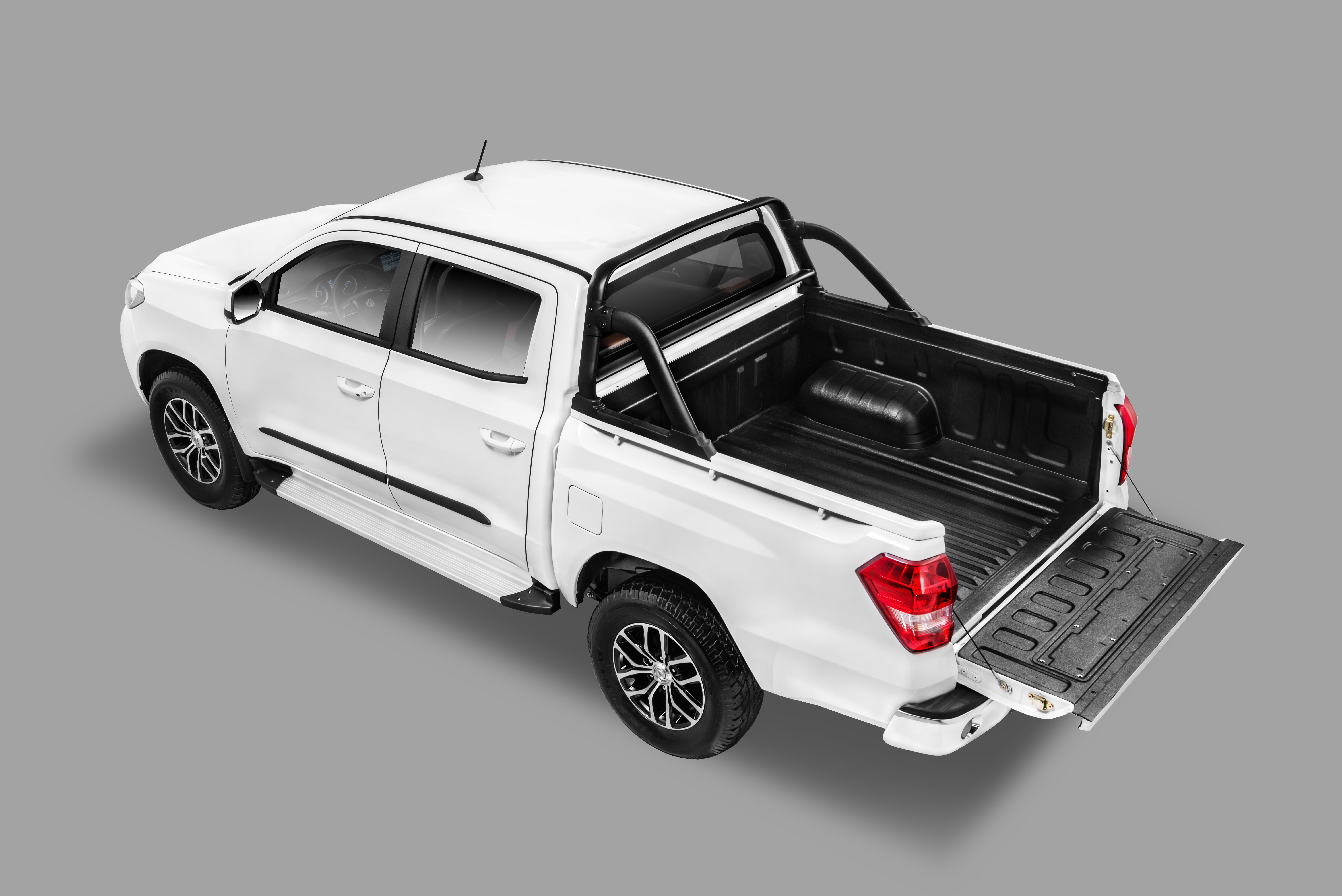 Mini Truck Diesel Engine P22 Model 4x4 RHD Pickup Truck with Cargo Tank Length ≤4.2m