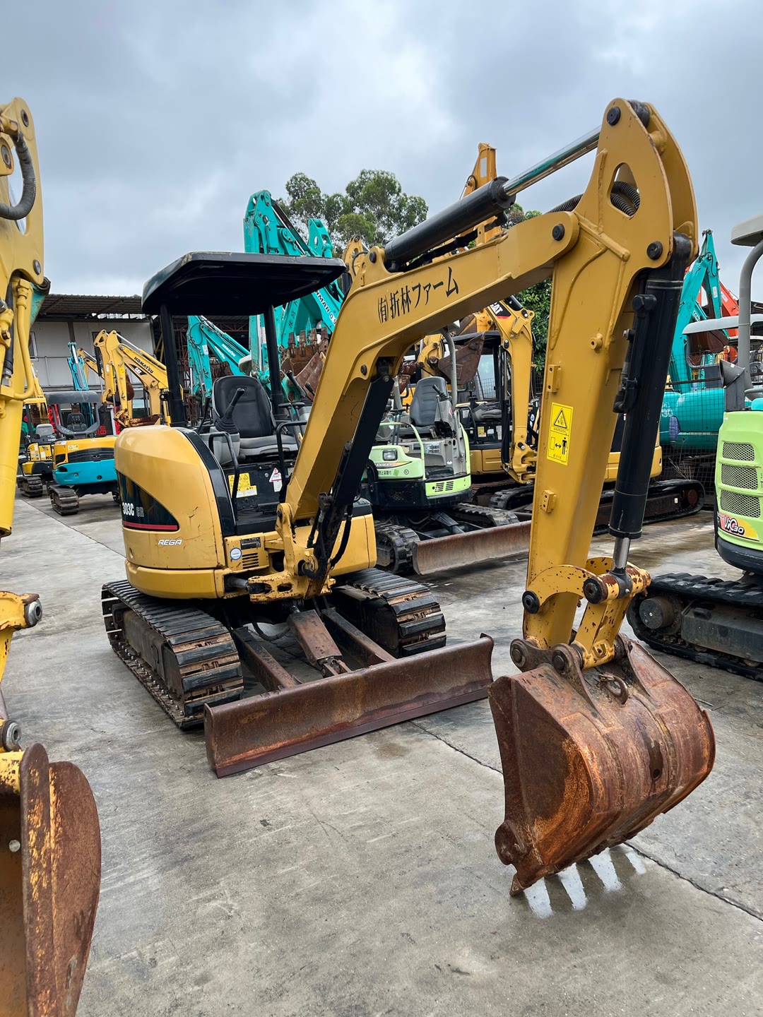 Used Cat 303cr Mini Excavator 3Ton Used Caterpillar Cat 303cr 303.5 Mini Excavator Kubota Komatsu used Mini excavator