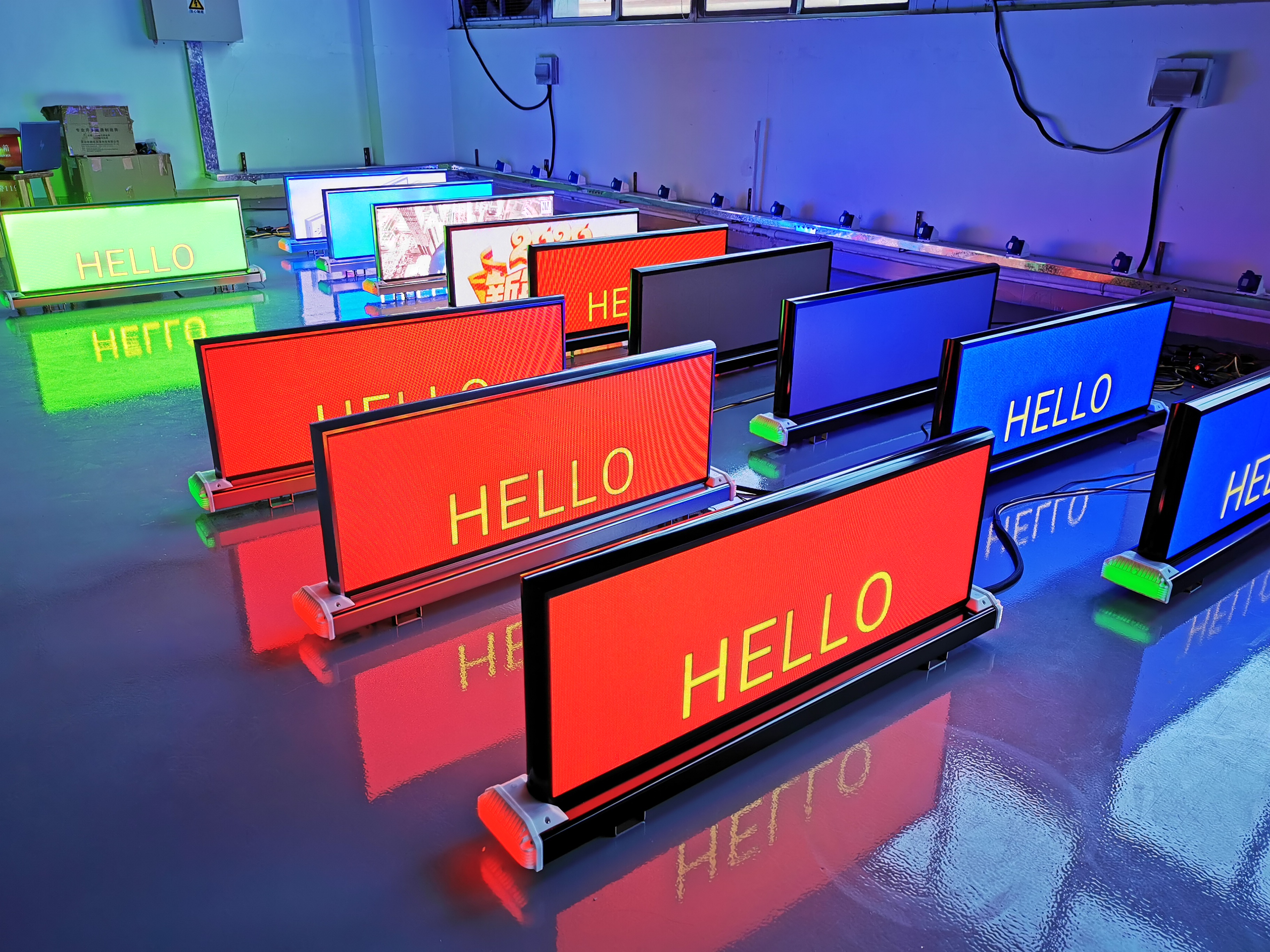 P2.5 P3 P5 Roof Led Display 4G WiFi GPS Outdoor Taxi Led Display