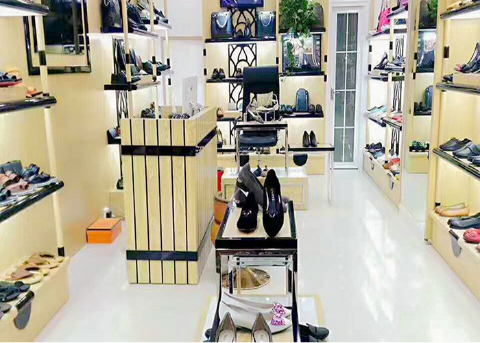 Various Shapes Shoe Store Display Shelves / Footwear Display Stands Any Color Available