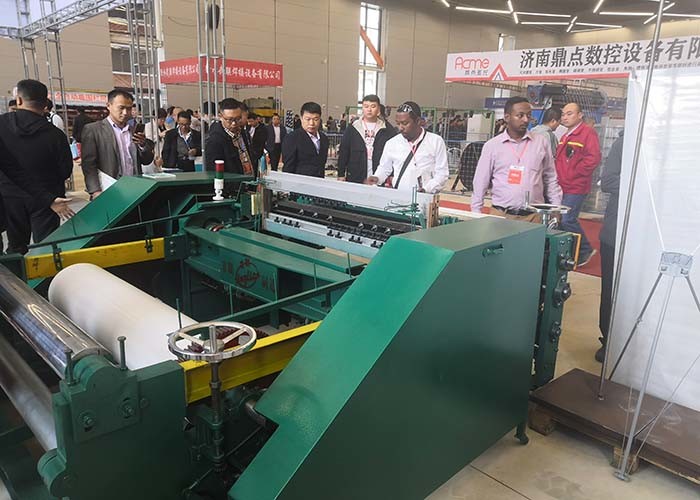 40-400 Mesh Wire Mesh Weaving Machine , Metal Mesh Machine With Long Life