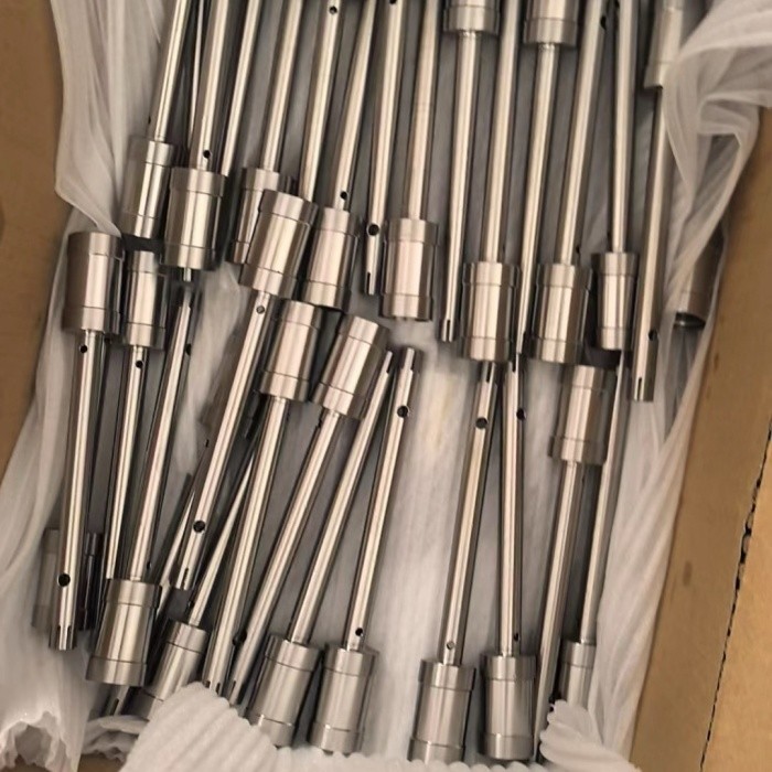 Precision Metal Stainless Steel Shaft CNC Machined Parts For Bycicles And Wheelchairs