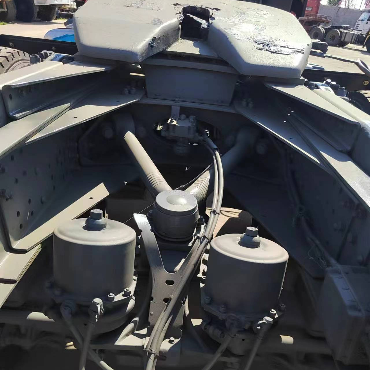 10 Wheeler Old Tractor Trailer Trucks Howo Sinotruk 420hp 6x4