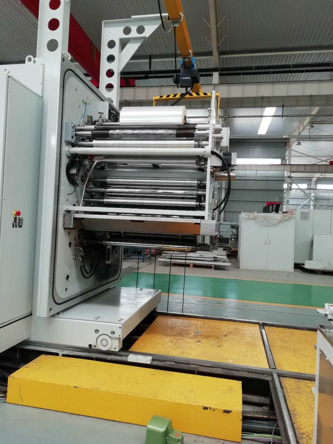 12 Micron Vacuum Metallizing Machine Magnetron Sputtering Machine